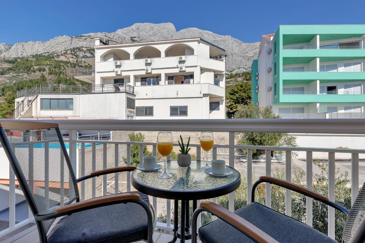Apartman Sara Baška Voda Zewnętrze zdjęcie